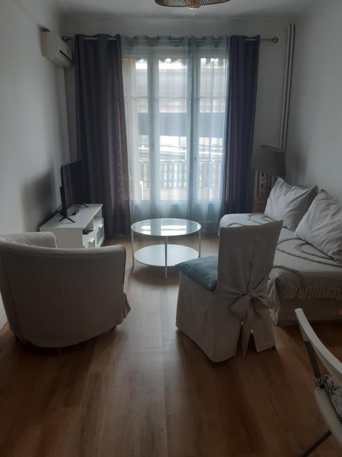 Apartment T2 Entierement Equipe, Proche Toutes Commodites
